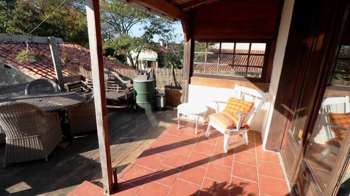 Image No.9-2 Bed House for sale