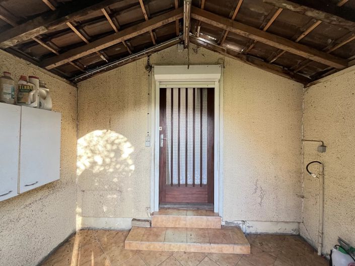 Image No.12-3 Bed House for sale