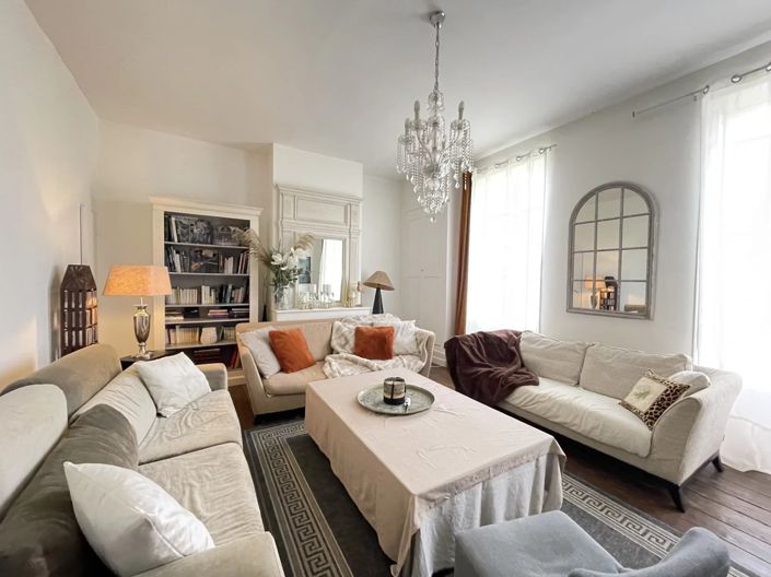 Image No.3-4 Bed House for sale