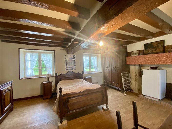 Image No.6-5 Bed House for sale