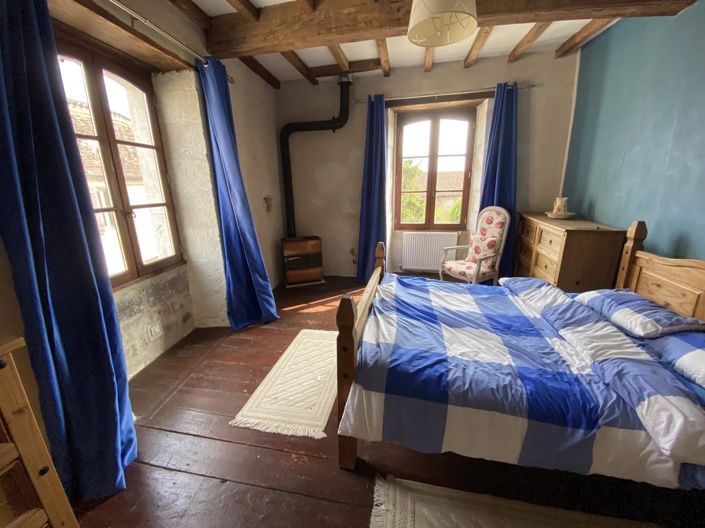 Image No.7-4 Bed Village House for sale