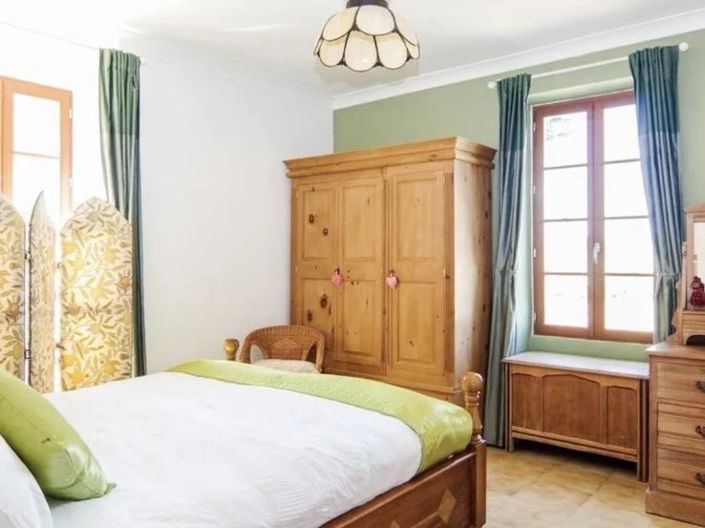 Image No.7-3 Bed Village House for sale