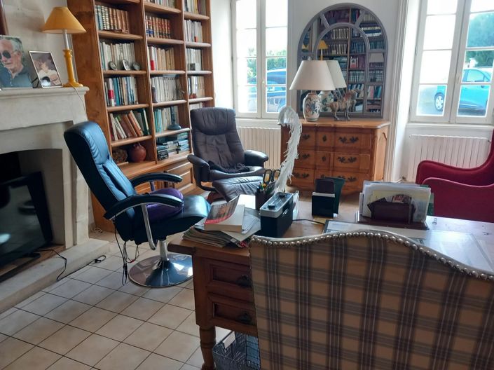 Image No.11-4 Bed House for sale