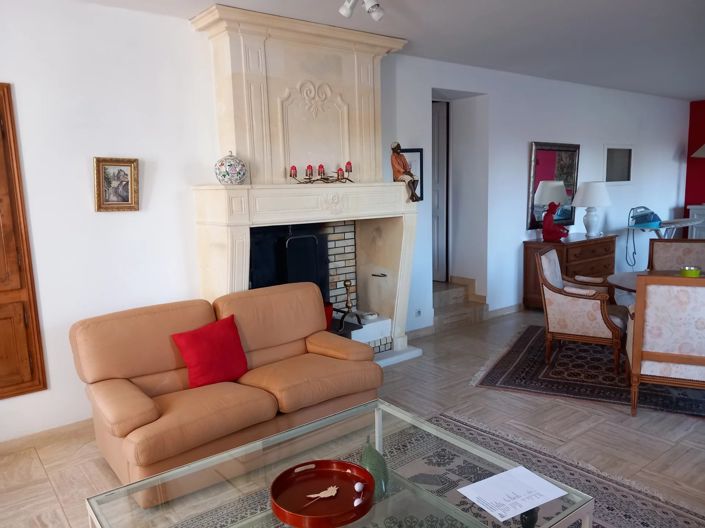 Image No.6-4 Bed House for sale