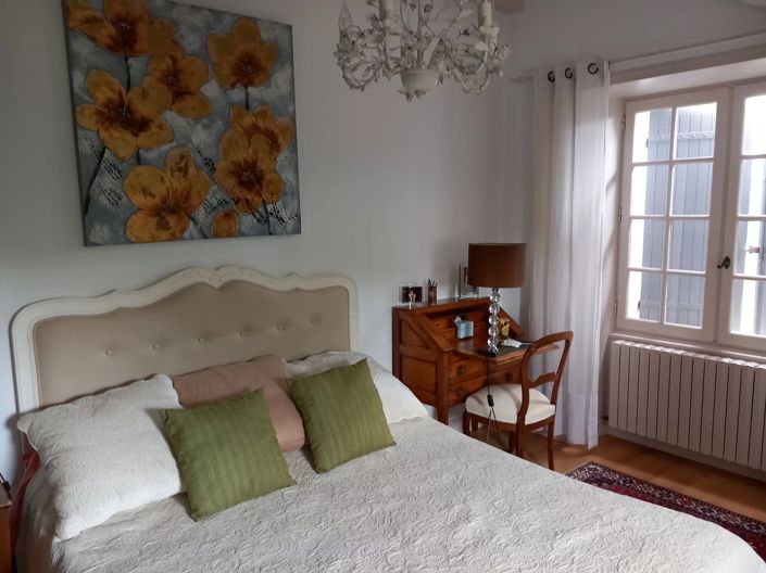 Image No.14-4 Bed House for sale