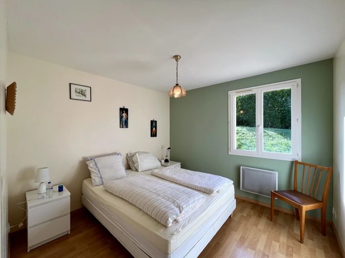 Image No.10-3 Bed House for sale