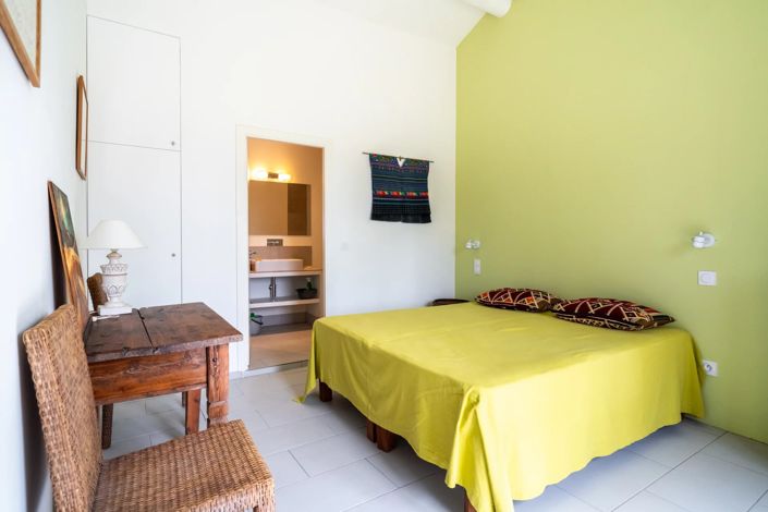 Image No.11-7 Bed House for sale