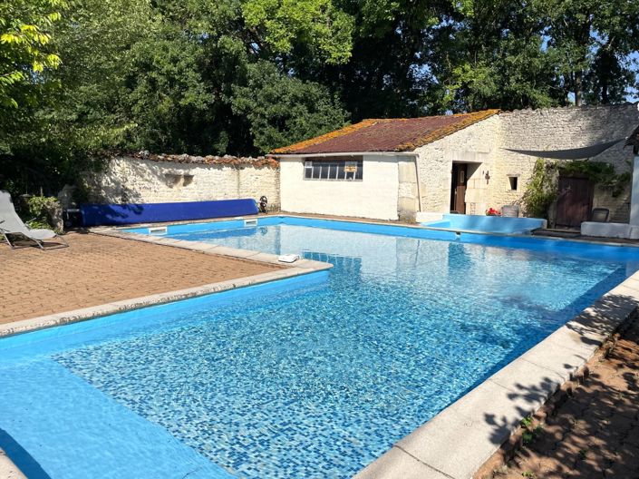 Image No.2-16 Bed House for sale