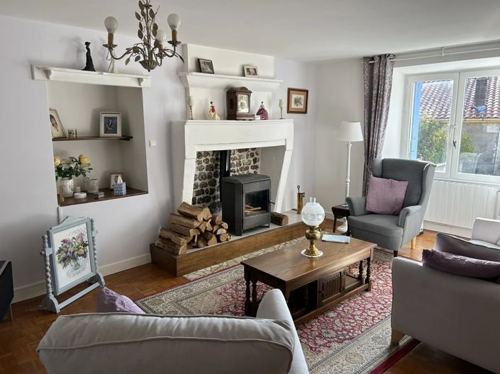 Image No.5-3 Bed House for sale