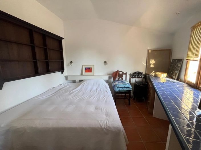 Image No.14-3 Bed House for sale