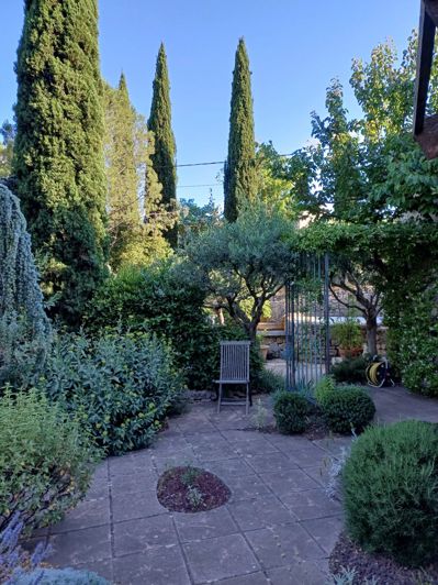 Image No.8-3 Bed House for sale