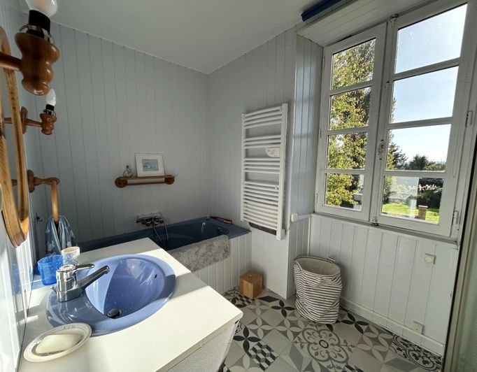 Image No.10-5 Bed Village House for sale