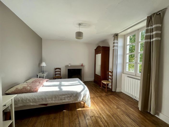 Image No.9-5 Bed Village House for sale