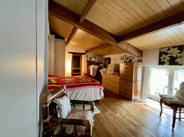 Image No.11-3 Bed Village House for sale