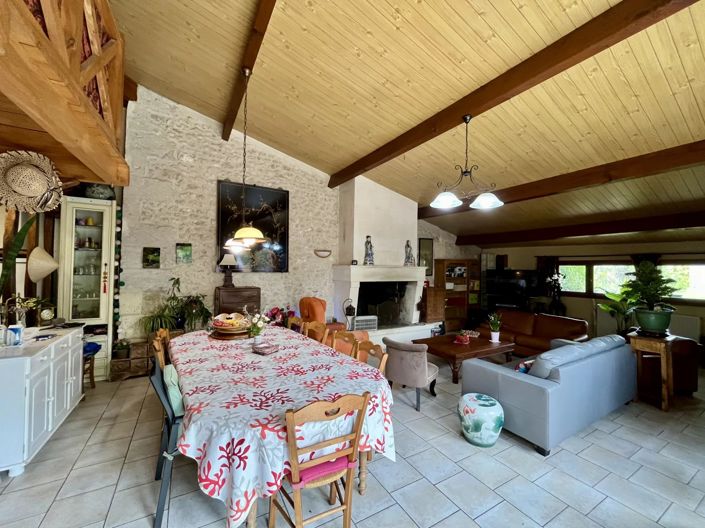 Image No.6-3 Bed Village House for sale