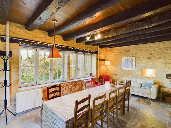 Image No.11-11 Bed House for sale