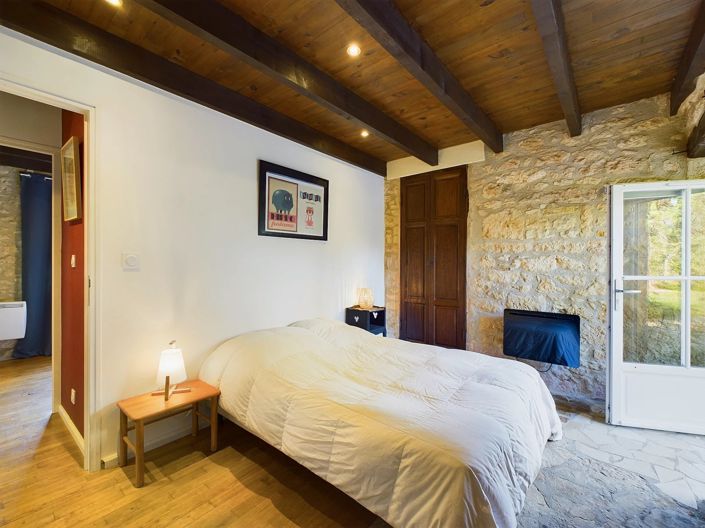 Image No.14-11 Bed House for sale