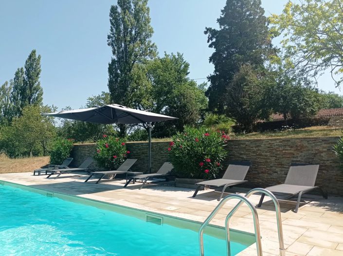 Image No.2-11 Bed House for sale