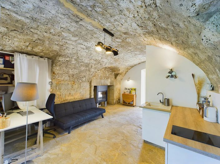 Image No.7-11 Bed House for sale