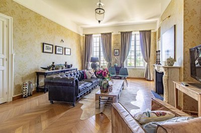 e24391089c091a445fe9c488a172d5f78dbb8d459c192