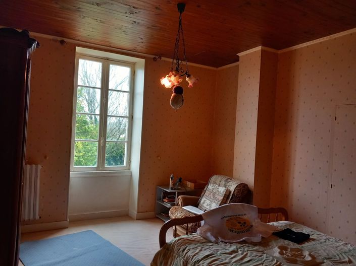 Image No.10-4 Bed House for sale