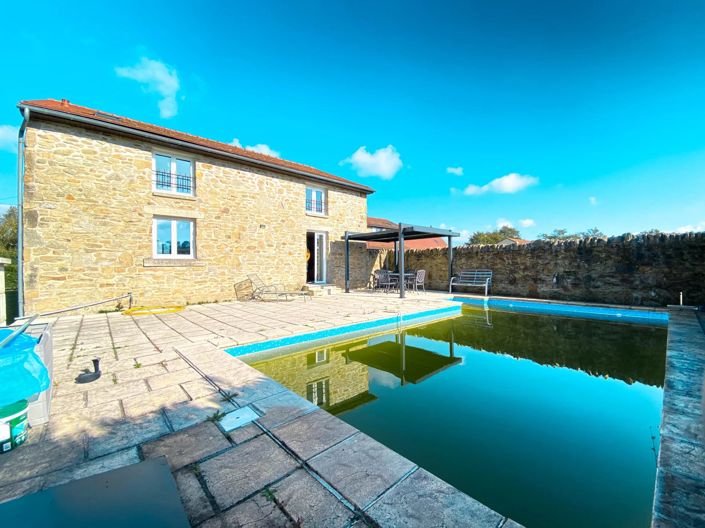 Image No.11-11 Bed House for sale