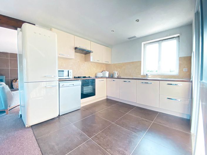 Image No.5-11 Bed House for sale