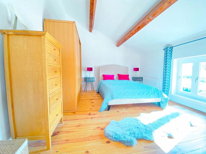 Image No.7-11 Bed House for sale