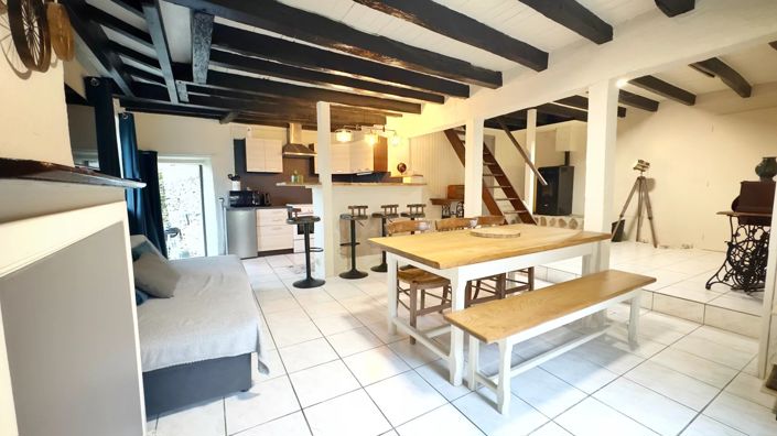 Image No.11-3 Bed House for sale