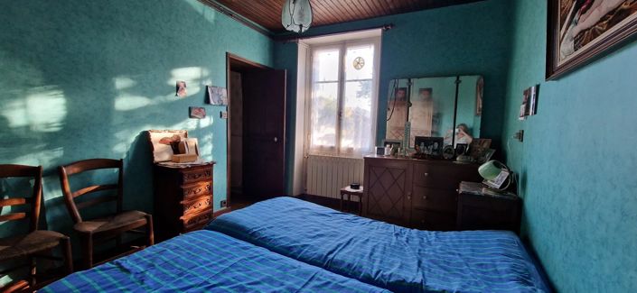 Image No.9-2 Bed House for sale