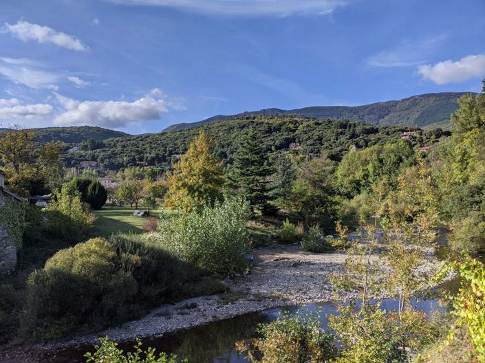 Image No.3-8 Bed House for sale