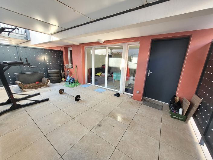 Image No.2-1 Bed House for sale