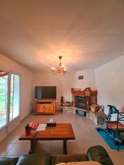 Image No.11-4 Bed House for sale