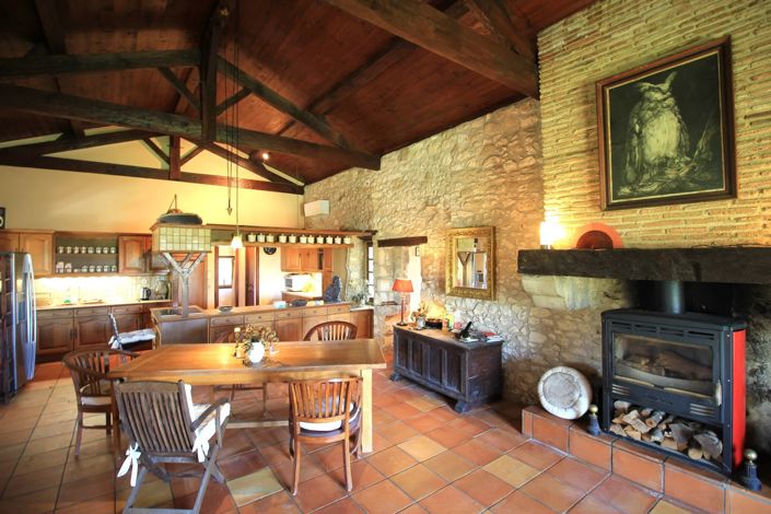 Image No.2-3 Bed House for sale