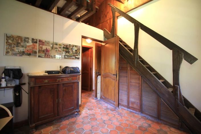 Image No.8-3 Bed House for sale