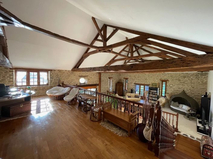 Image No.9-2 Bed House for sale