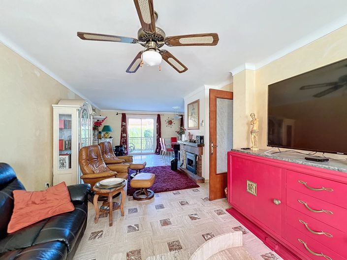 Image No.5-7 Bed House for sale