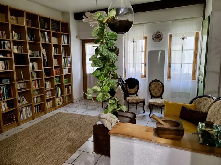 Image No.3-3 Bed House for sale