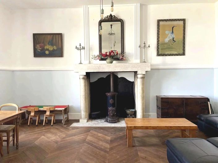 Image No.12-23 Bed House for sale