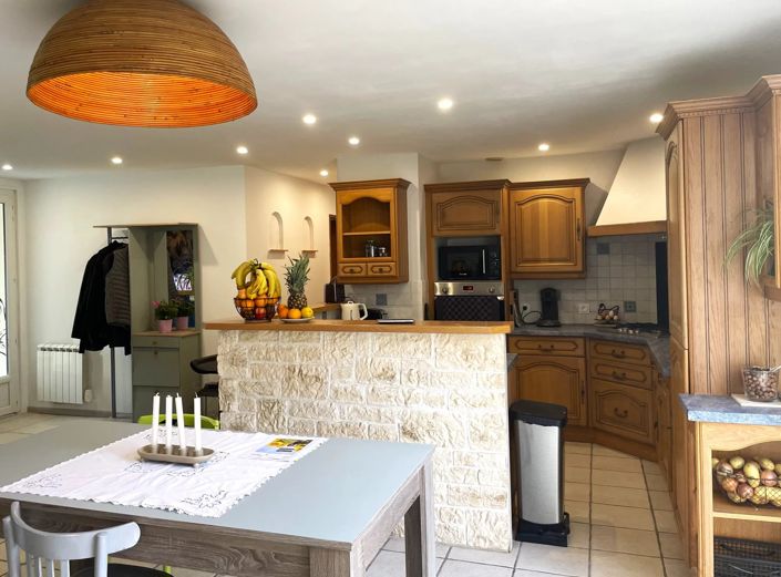 Image No.6-3 Bed House for sale