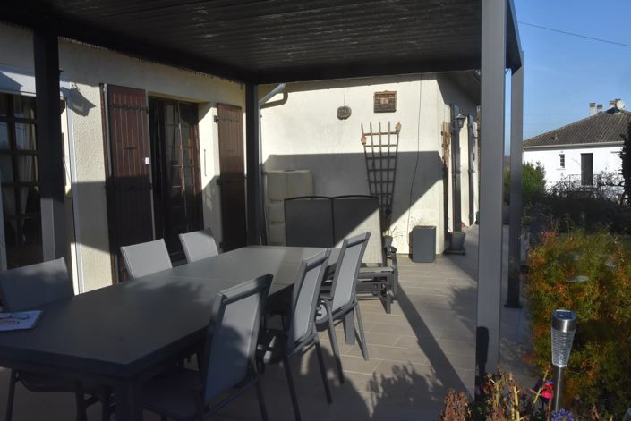 Image No.14-4 Bed House for sale