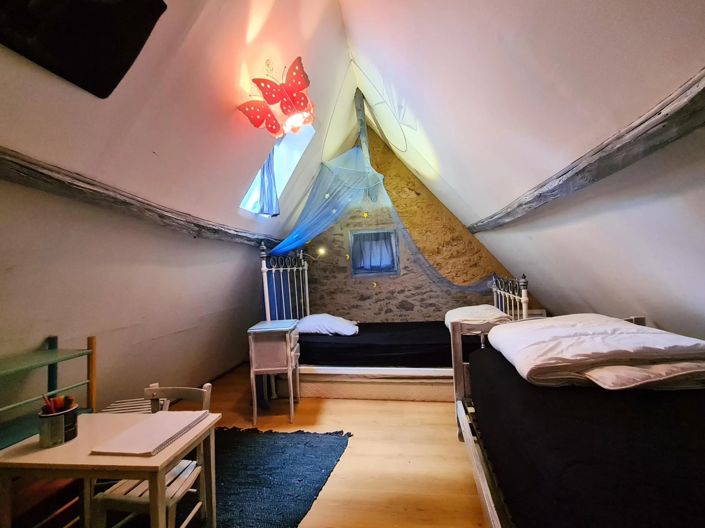 Image No.8-3 Bed House for sale