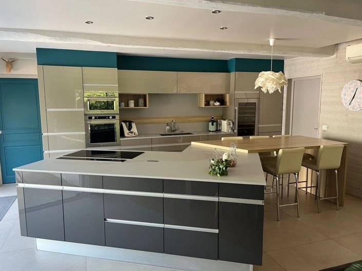 Image No.4-15 Bed House for sale