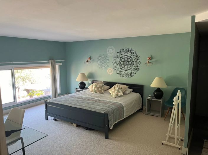 Image No.6-15 Bed House for sale