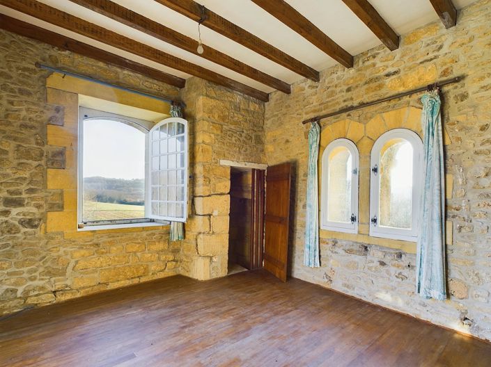 Image No.9-9 Bed House for sale