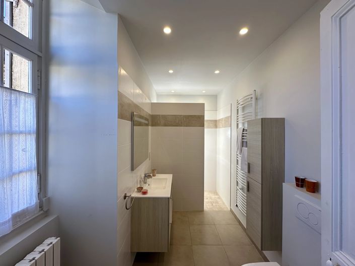 Image No.14-8 Bed House for sale