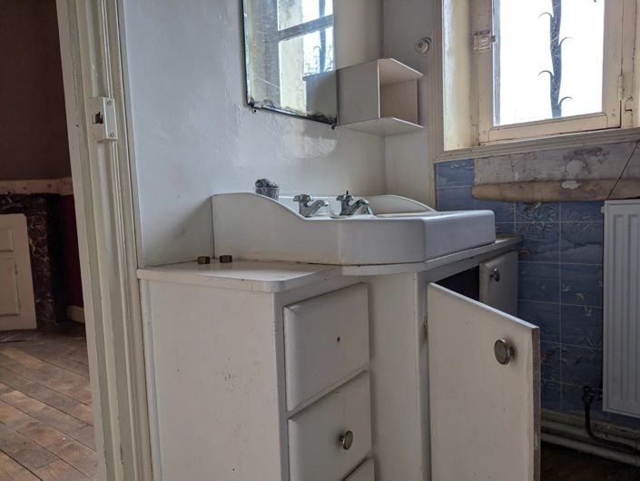 Image No.9-4 Bed Village House for sale