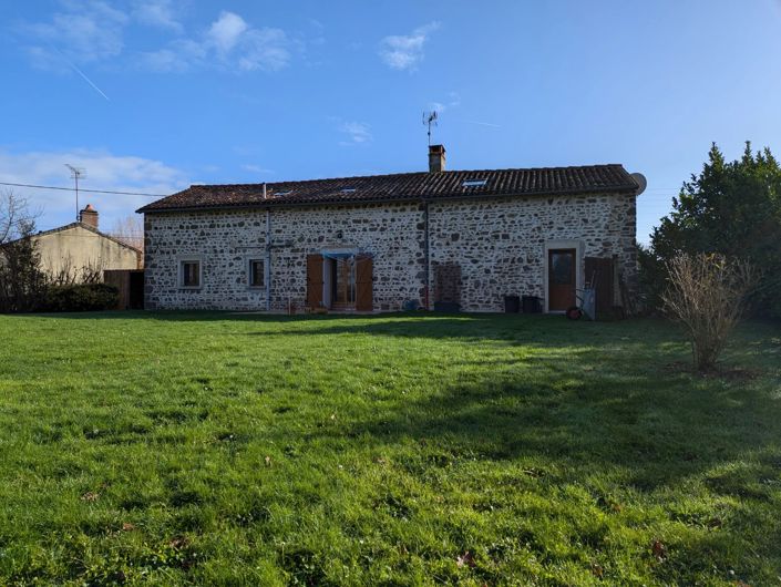 Image No.13-3 Bed Village House for sale