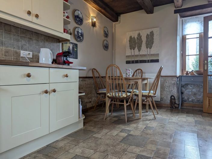 Image No.7-3 Bed Village House for sale