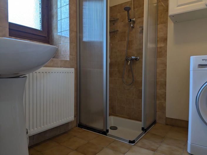 Image No.8-3 Bed Village House for sale